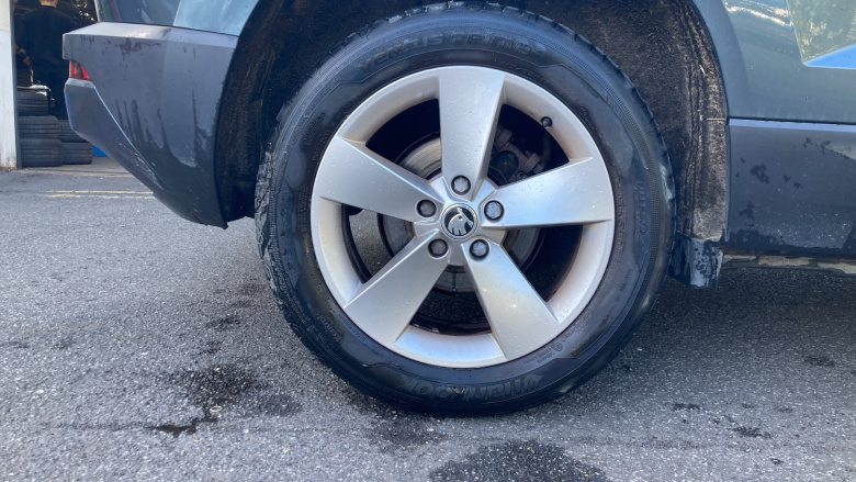 Skoda Karoq 1.5 TSI SE 5dr DSG Petrol Estate